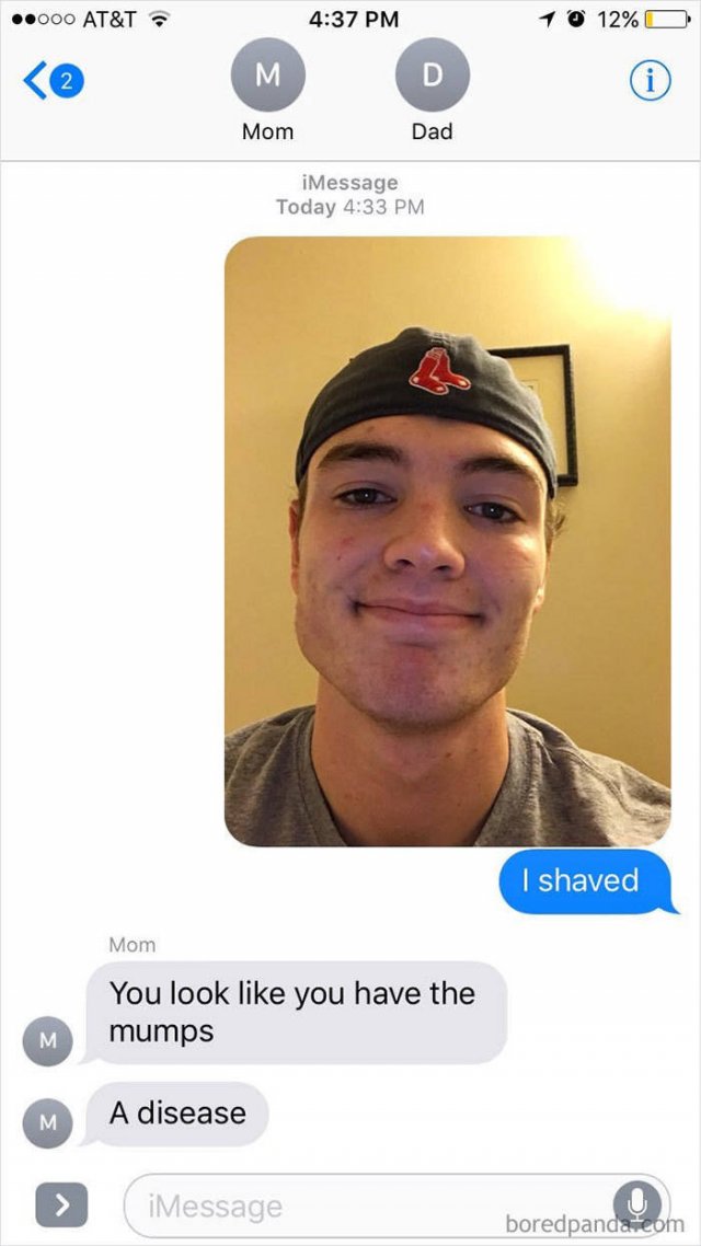 People Send Selfies With No Context To Their Moms (34 pics)