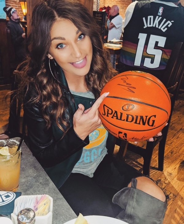 Sporty Girls (37 pics)