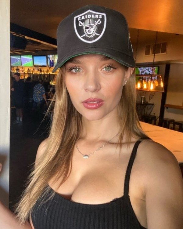 Sporty Girls (37 pics)