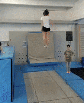 Acid Gifdump, December 18 (25 gifs)
