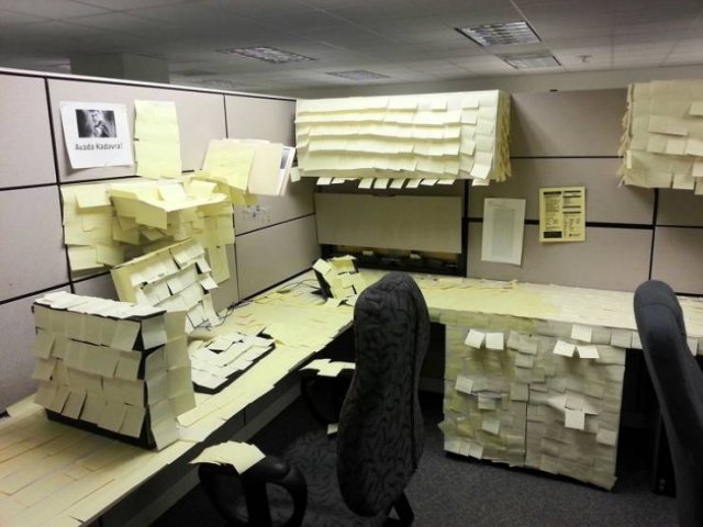 People Show Their 'Normal' Working Days (20 pics) People Show Their 'Normal' Working Days (20 pics)