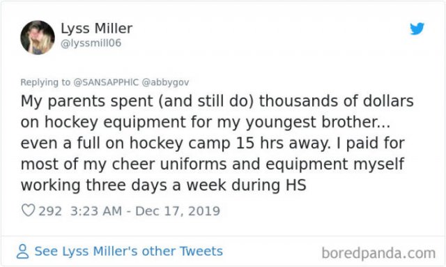 Tweets: The Older Sibling Vs. The Younger One (32 pics)