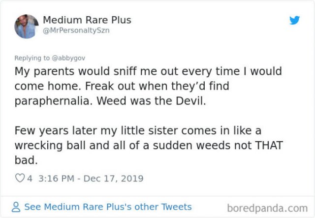 Tweets: The Older Sibling Vs. The Younger One (32 pics)