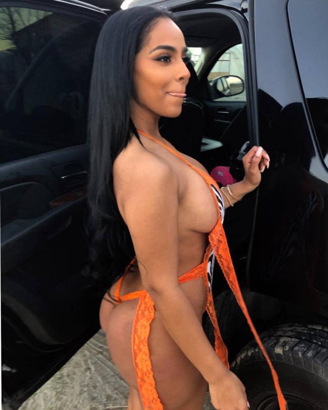 A View From The Side (44 pics)
