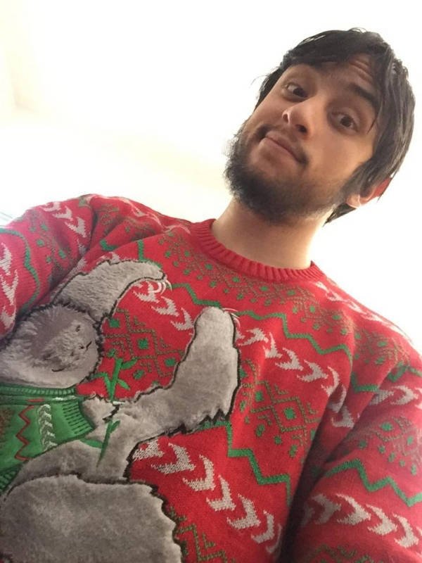 Funny Christmas Sweaters (32 pics)
