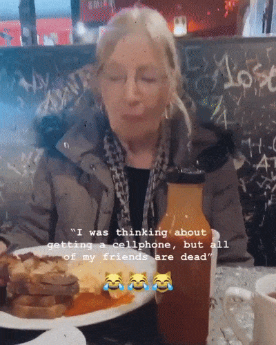 Girls Have Fun (16 gifs)