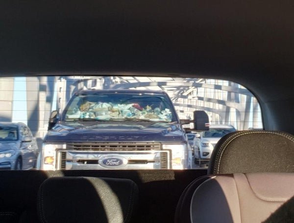 What's Wrong With These People (35 pics)