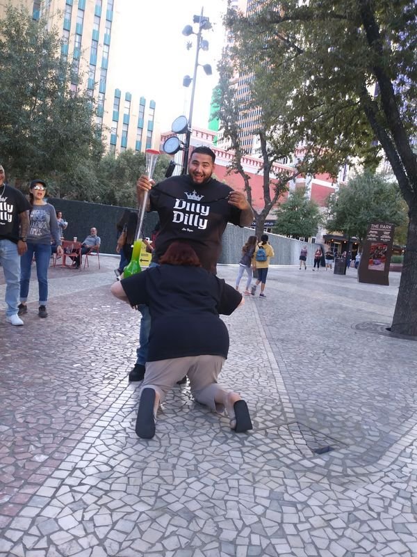What's Wrong With These People (35 pics)