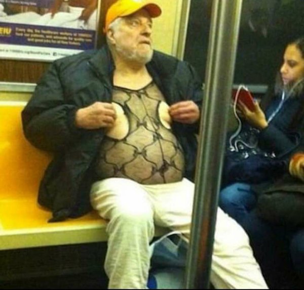 What's Wrong With These People (35 pics)