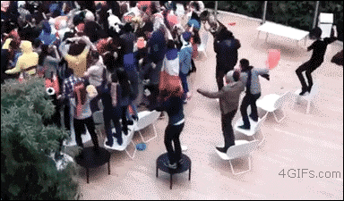 Table Fails (26 gifs)