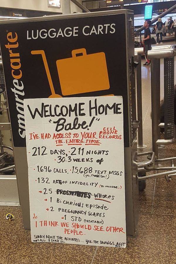 Hilarious Airport Pickup Signs (38 pics)