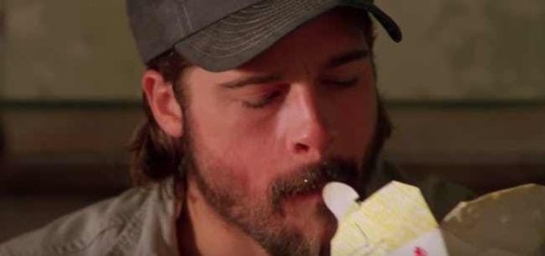 Brad Pitt Eating (23 pics)