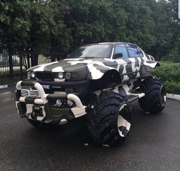 Weird Cars (44 pics)