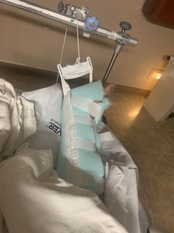 Bad Days Happen (23 pics)