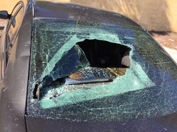 Bad Days Happen (23 pics)