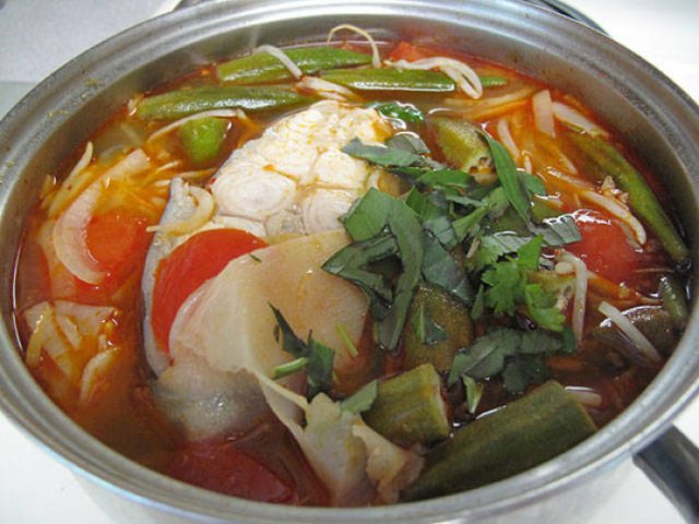Guide To Delicious Vietnamese Food (18 pics)