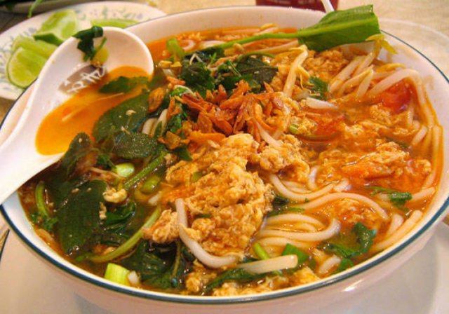 Guide To Delicious Vietnamese Food (18 pics)