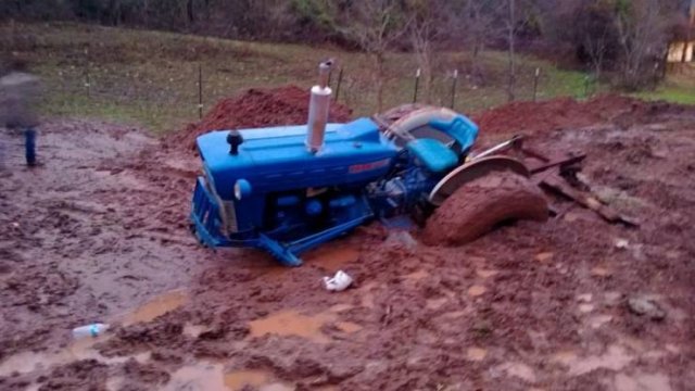 Bad Days Happen (54 pics)