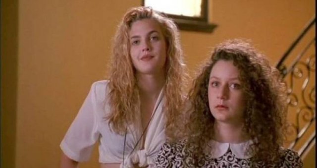 Celebrities Were Cut Out Of Famous Movies (15 pics)