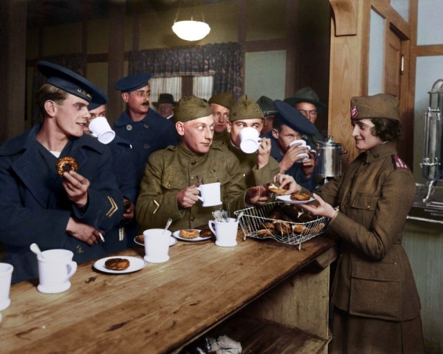 WW1 Colorized Photos (90 pics)