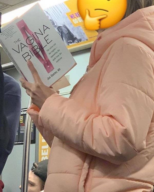 People Reading Interesting Books (44 pics)