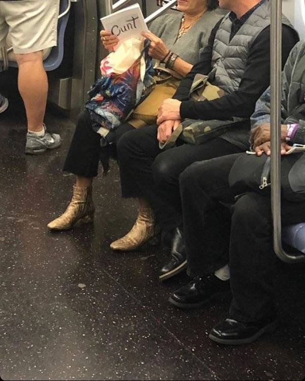 People Reading Interesting Books (44 pics)