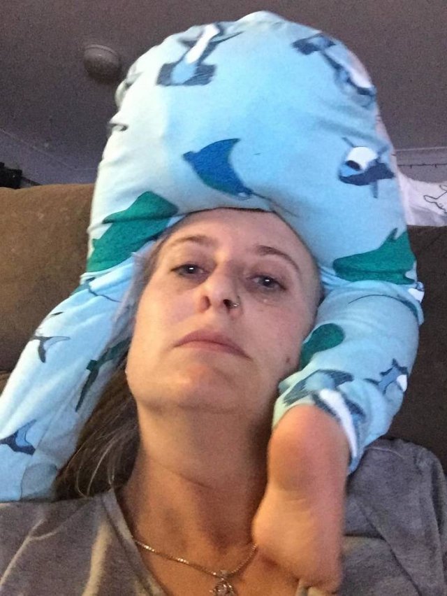 Parenting May Be Exhausting (21 pics) Parenting May Be Exhausting (21 pics)