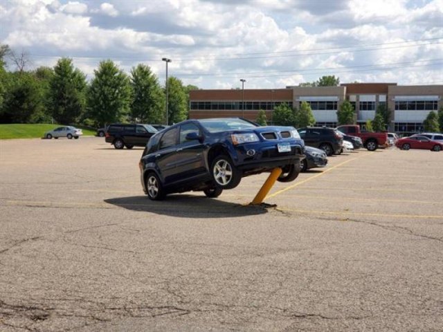 Car Fails (25 pics)