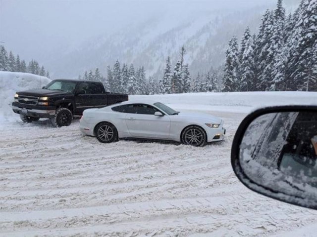 Car Fails (25 pics)