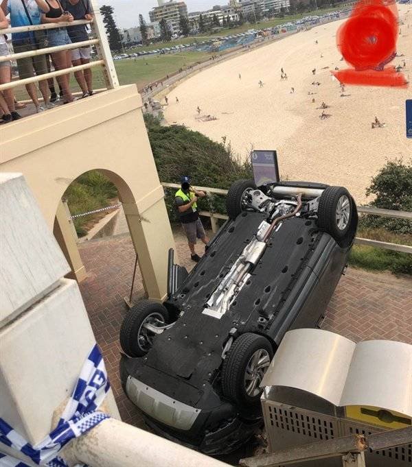 Car Fails (25 pics)