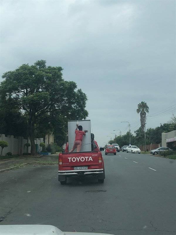 Car Fails (25 pics)