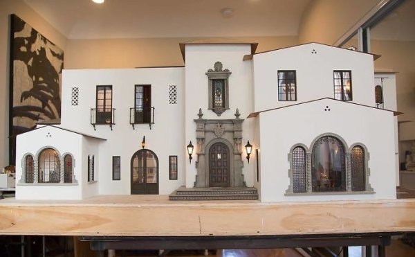 Chris Toledo Creates Miniature Scale Model Rooms (30 pics)