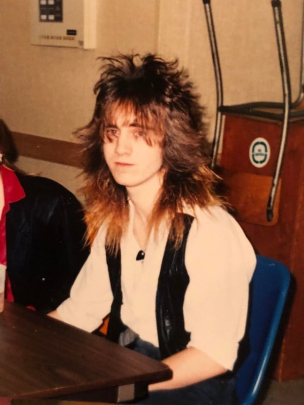 How To Forget These Photos? (27 pics)