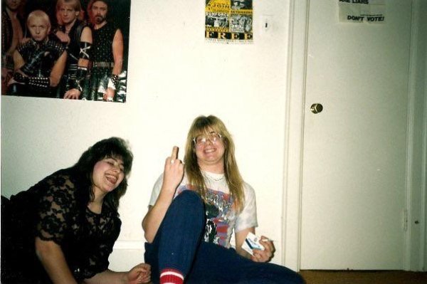 How To Forget These Photos? (27 pics)