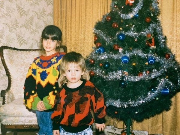 How To Forget These Photos? (27 pics)