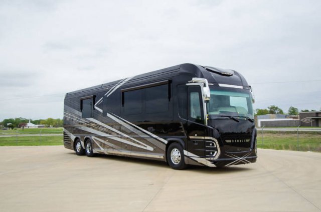 Mobile Home By Porsche (23 pics)