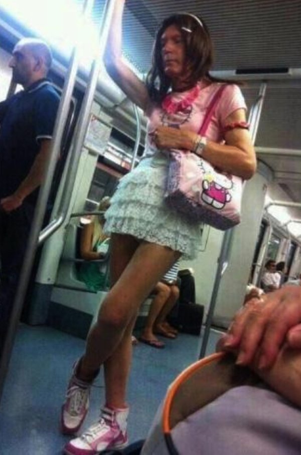 Strange Subway Passangers (38 pics)