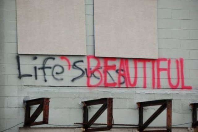 Polite Graffiti (30 pics)