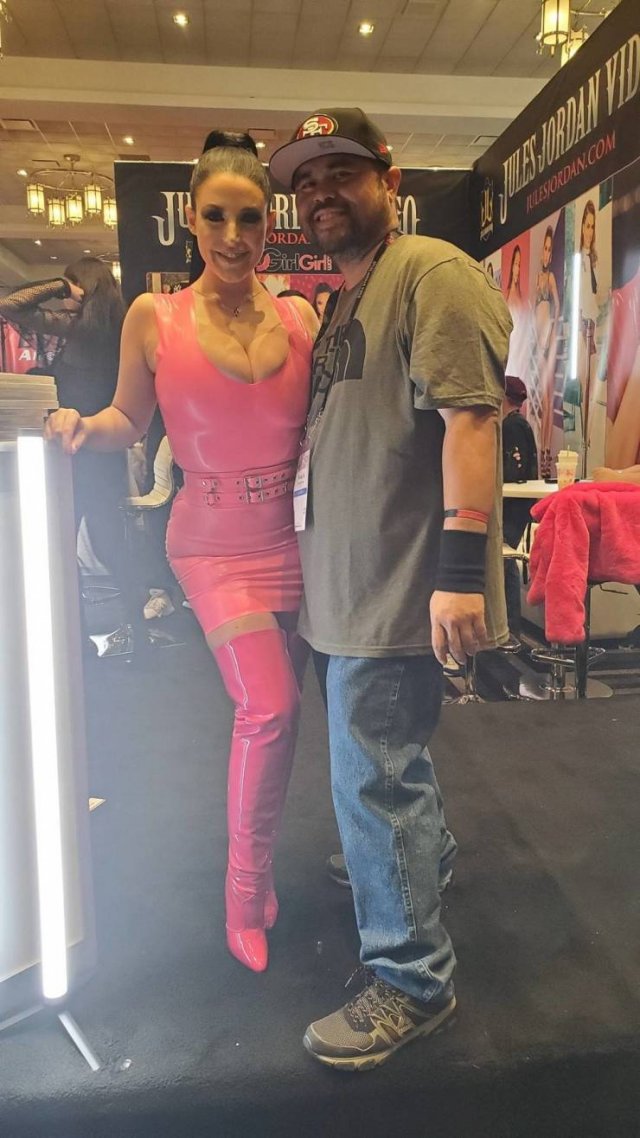 AVN Adult Entertainment Expo 2020 (38 pics)