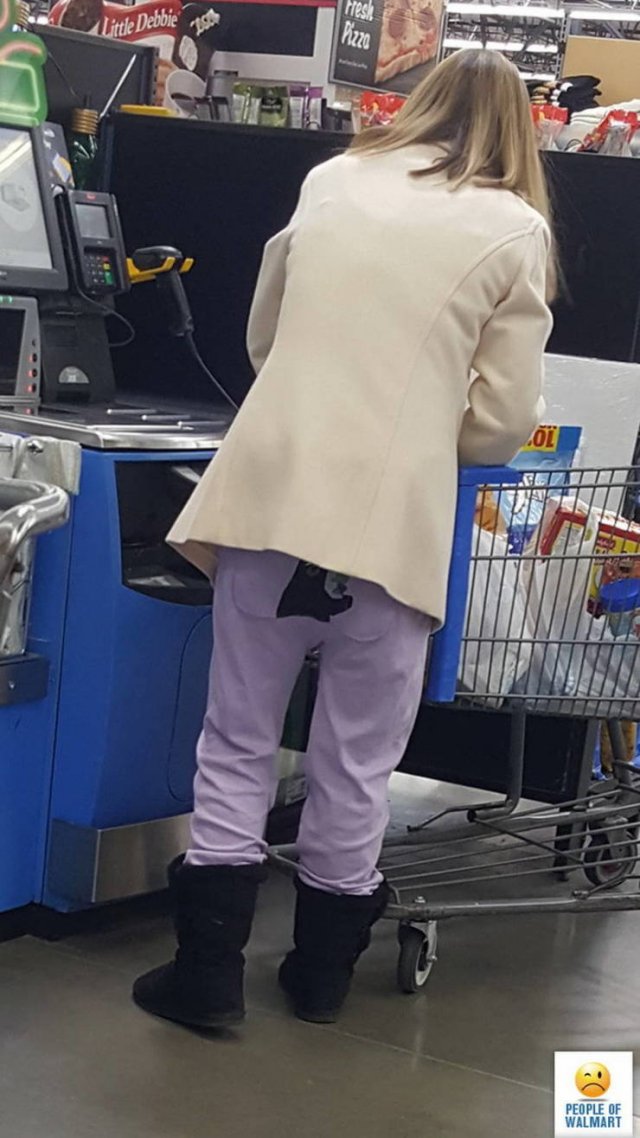 People Of Walmart (42 pics)