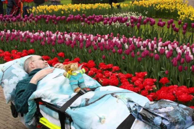 Happiness Without Sadness Has No Meaning (22 pics) Happiness Without Sadness Has No Meaning (22 pics)