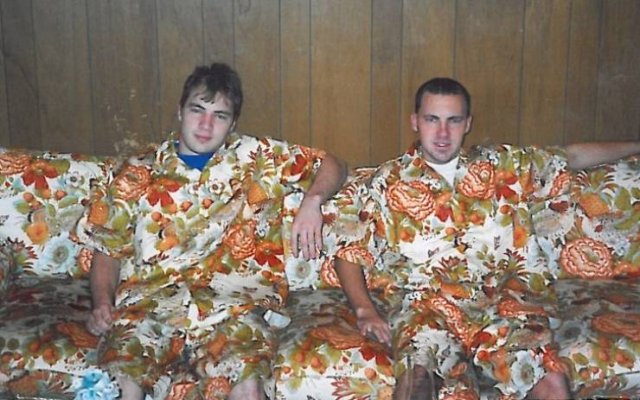 Siblings' Stories (15 pics)
