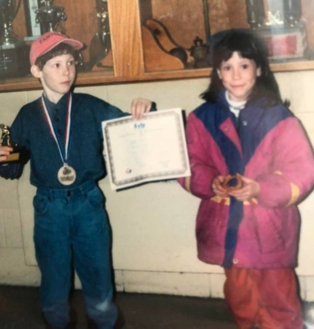 Siblings' Stories (15 pics)