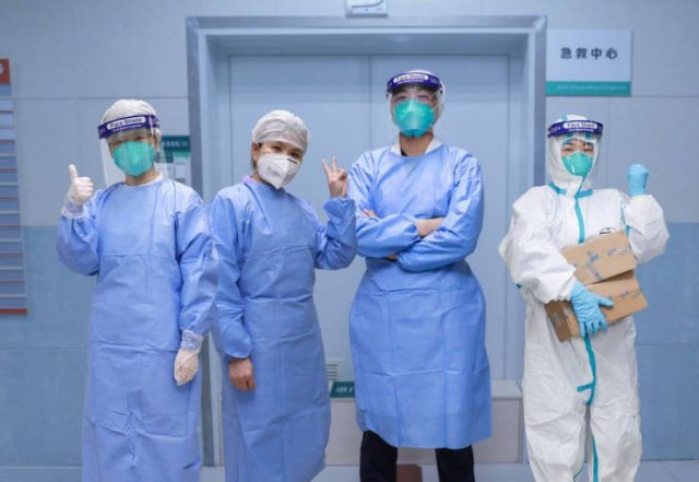 China Built A Coronavirus Hospital In Ten Days (26 pics)