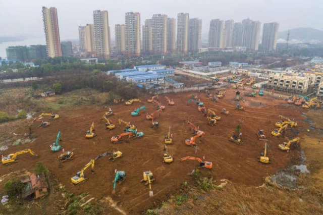 China Built A Coronavirus Hospital In Ten Days (26 pics)