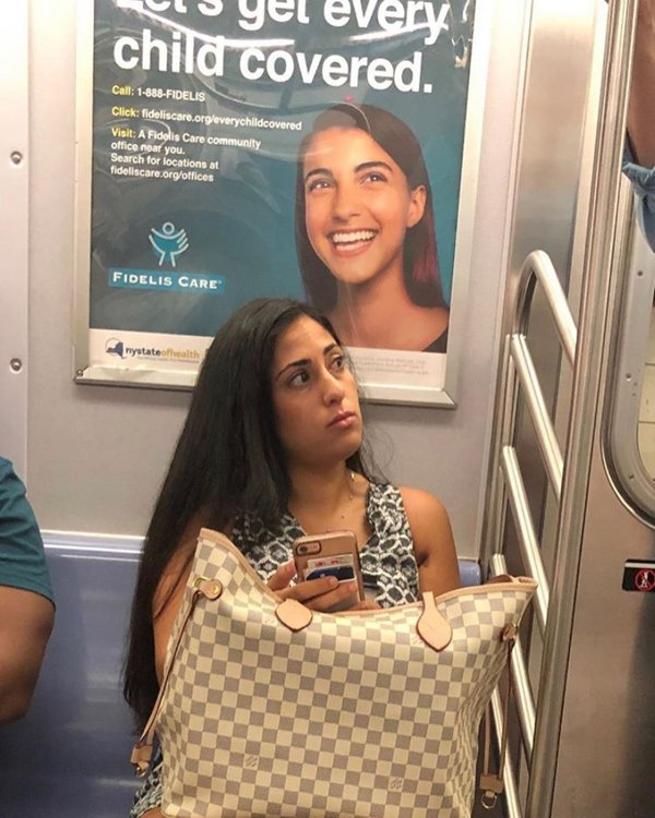 Doppelgängers Exist (32 pics)