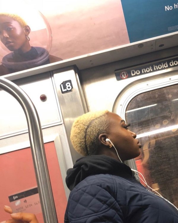Doppelgängers Exist (32 pics)