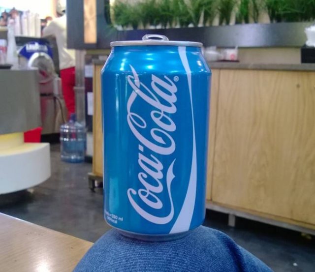 Guy Travels Around The World And Takes Unusual Photos (47 pics)