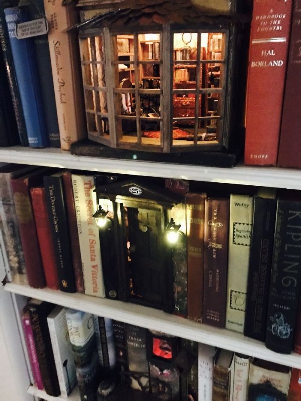 Incredible Booknooks (23 pics) Incredible Booknooks (23 pics)