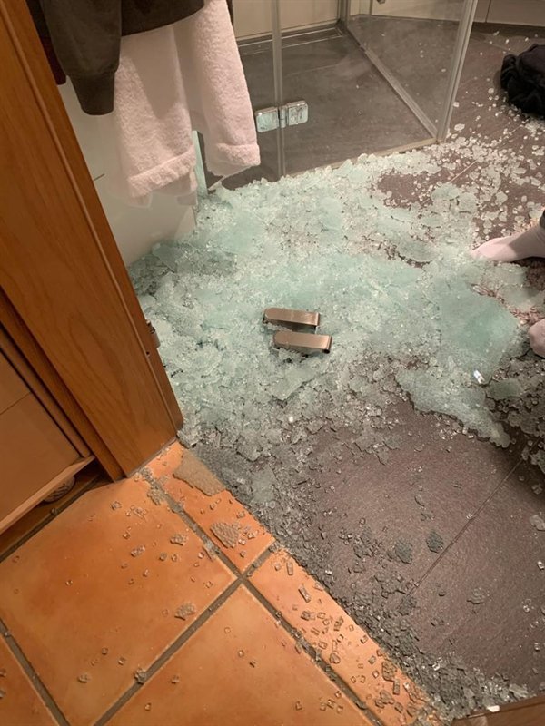 Bad Days Happen (28 pics)